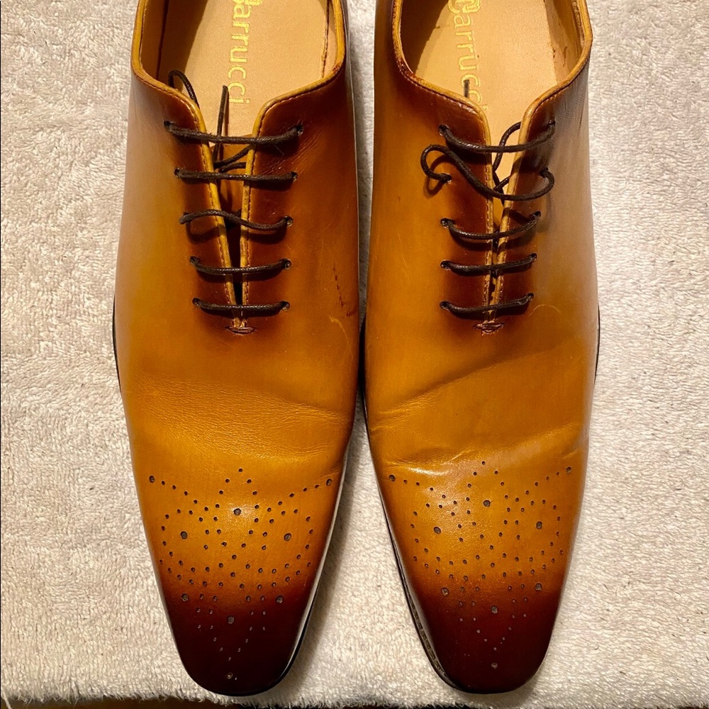 Men’s Carracci shoes worn once
